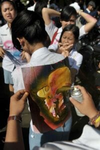 Kumpulan Gambar Baju Kelulusan Terkece dan Terlengkap! 5 gambar baju kelulusan