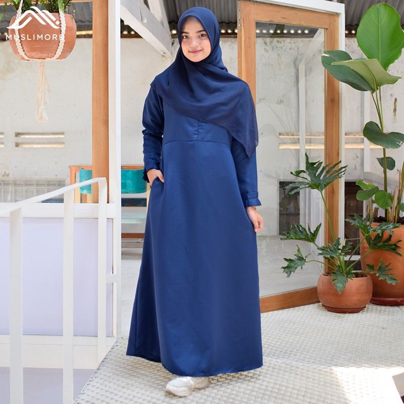 Baju Biru Tua Cocok Dengan Jilbab Warna Apa? Ini Dia Yg Cocok! 8 Baju Biru Tua Cocok Dengan Jilbab Warna Apa