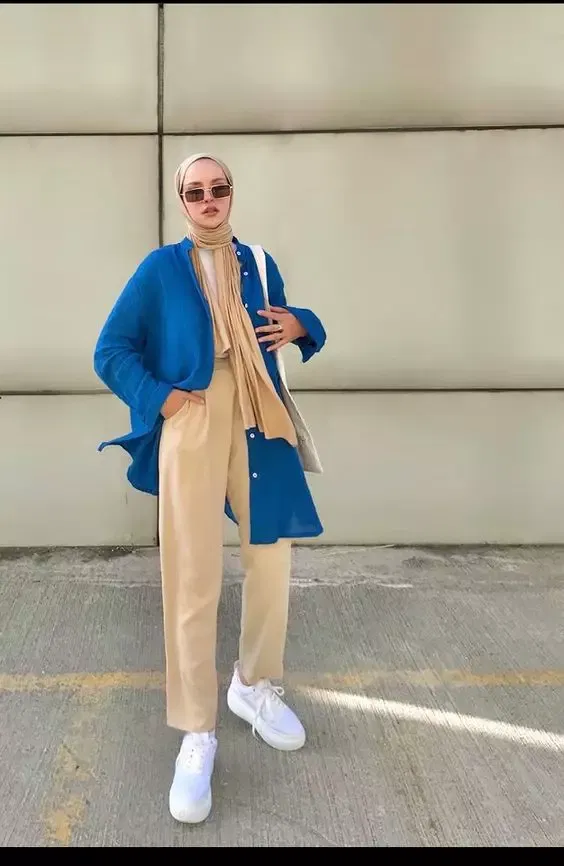 Baju Biru Tua Cocok Dengan Jilbab Warna Apa? Ini Dia Yg Cocok! 4 Baju Biru Tua Cocok Dengan Jilbab Warna Apa