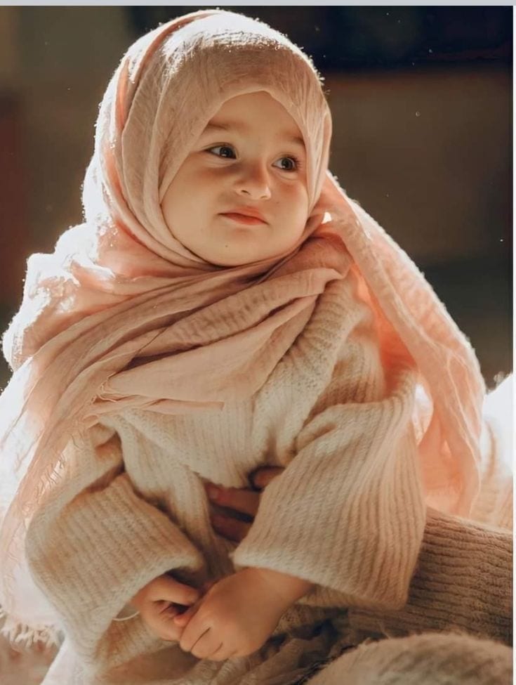 Gambar Bayi Lucu Berhijab