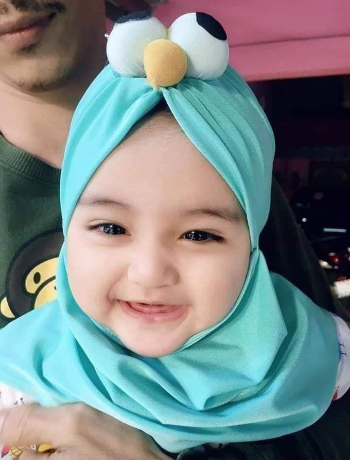 Gambar Bayi Lucu Berhijab