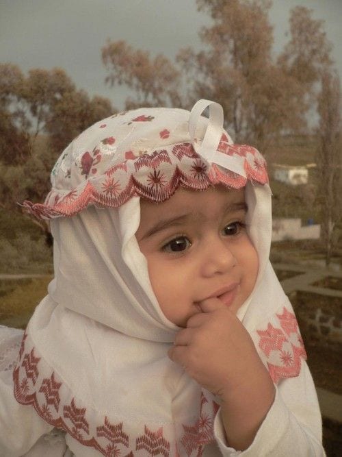 Gambar Bayi Lucu Berhijab