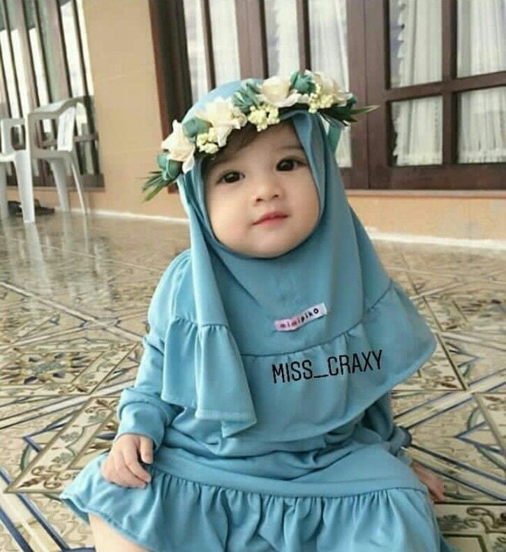 Gambar Bayi Lucu Berhijab