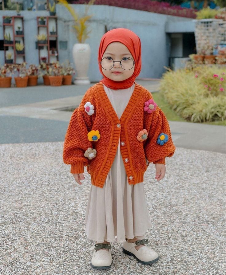 Gambar Bayi Lucu Berhijab