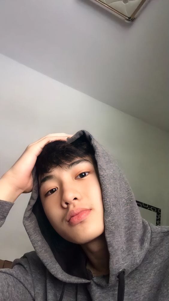 Foto Jodohku di Masa Depan