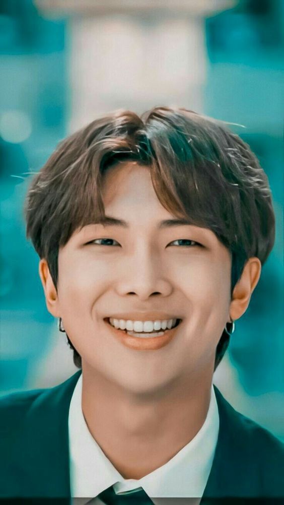 Kumpulan Foto Namjoon (RM) BTS Keren Terbagus dan Terlengkap 19 Foto Namjoon