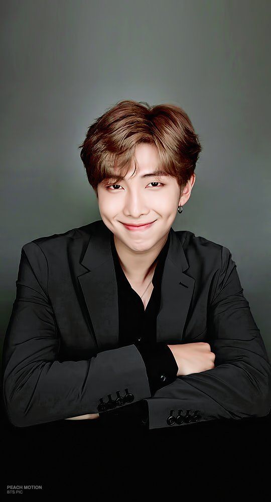 Kumpulan Foto Namjoon (RM) BTS Keren Terbagus dan Terlengkap 6 Foto Namjoon