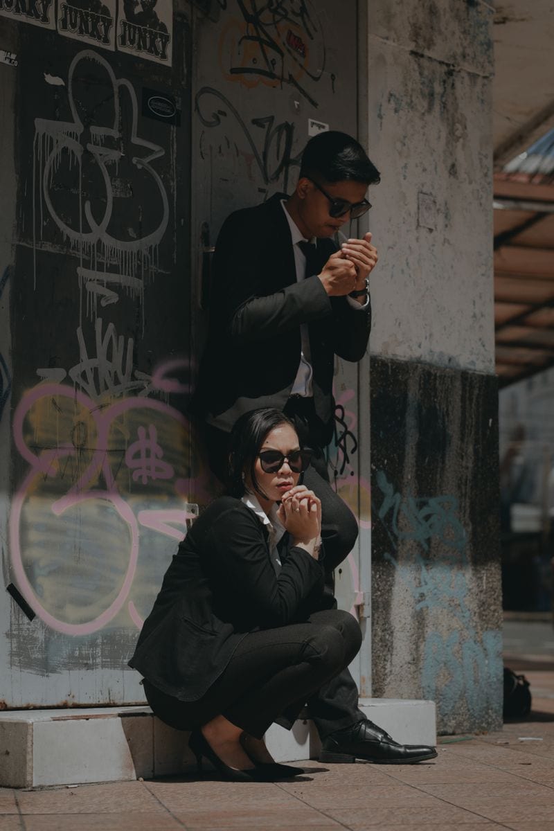 Kumpulan Foto Prewedding Ala Mafia Keren Terbagus dan Terlengkap 12 Foto Prewedding Ala Mafia