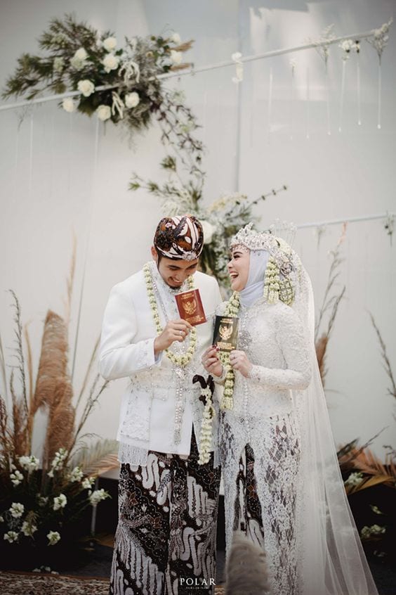 Kumpulan Gaya Foto Wedding Terbagus dan Terlengkap 22 Gaya Foto Wedding