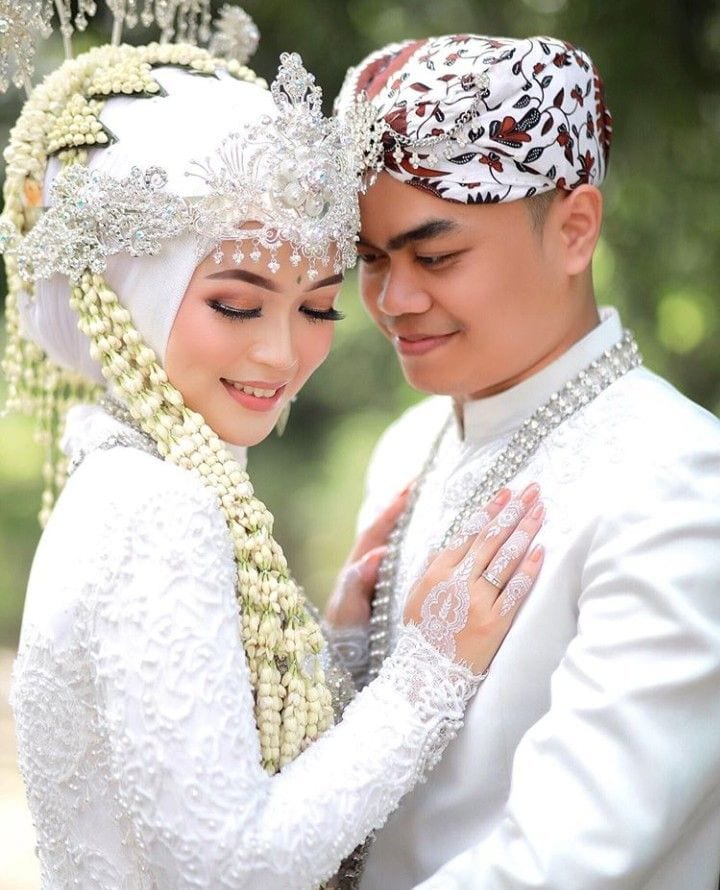 Kumpulan Gaya Foto Wedding Terbagus dan Terlengkap 30 Gaya Foto Wedding