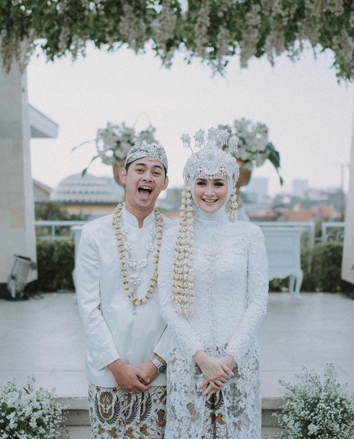 Kumpulan Gaya Foto Wedding Terbagus dan Terlengkap 12 Gaya Foto Wedding