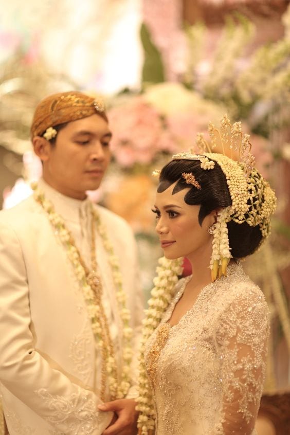 Kumpulan Gaya Foto Wedding Terbagus dan Terlengkap 9 Gaya Foto Wedding