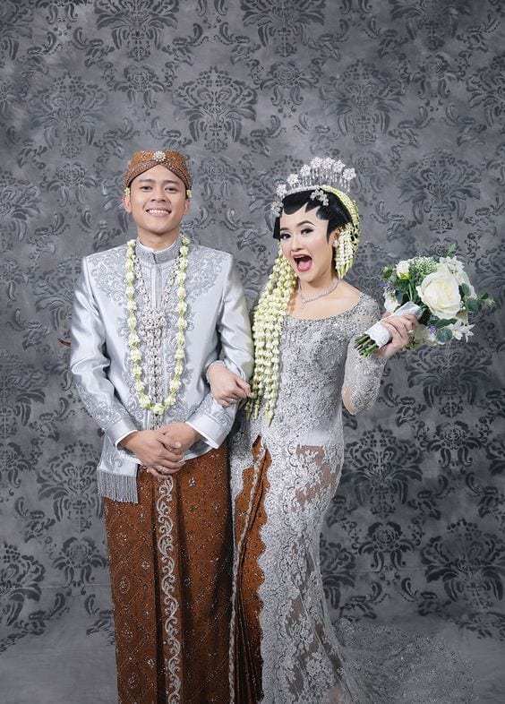 Kumpulan Gaya Foto Wedding Terbagus dan Terlengkap 7 Gaya Foto Wedding