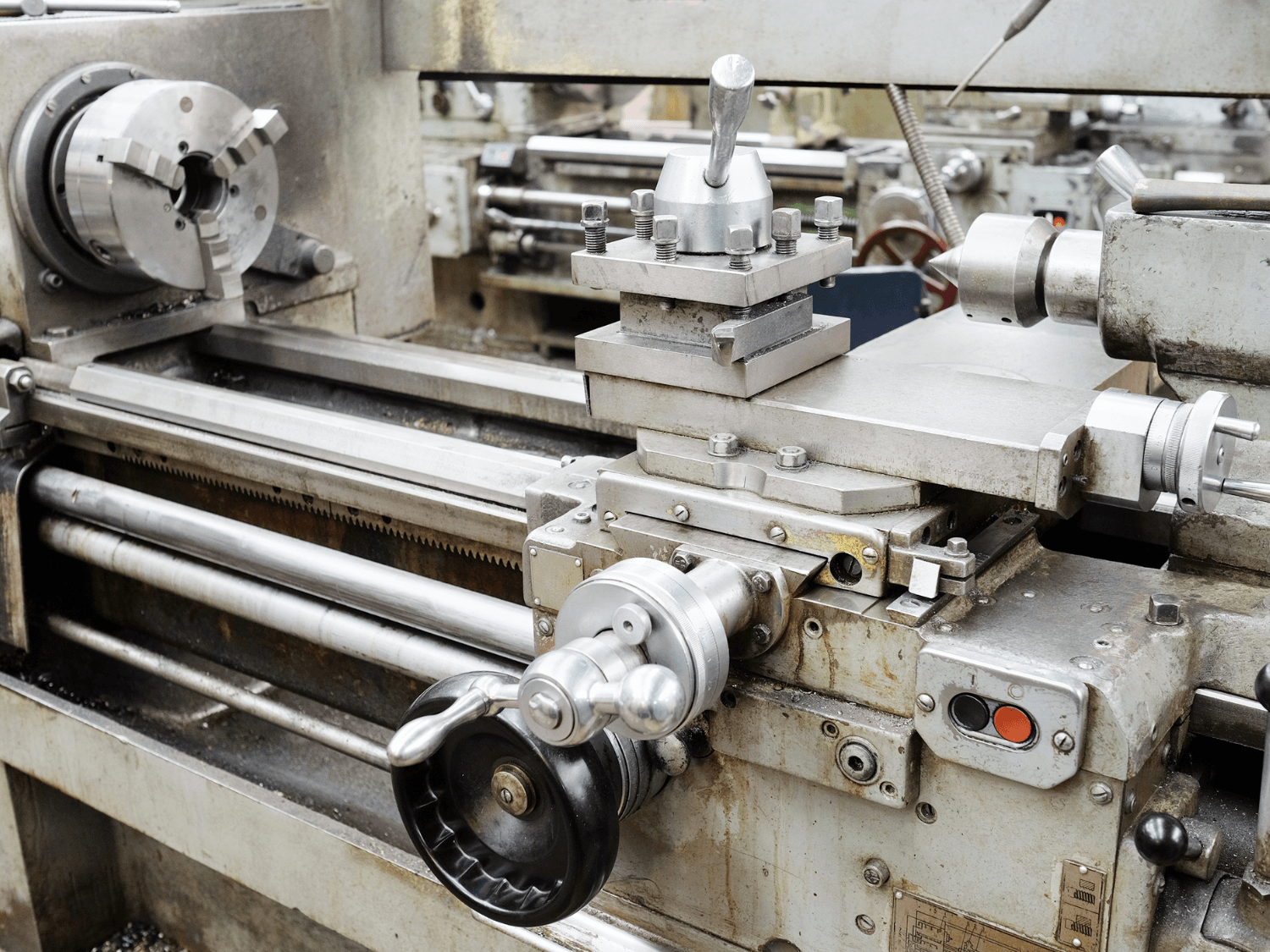 Kumpulan Gambar Mesin Bubut Terbagus dan Terlengkap 12 Gambar Mesin Bubut