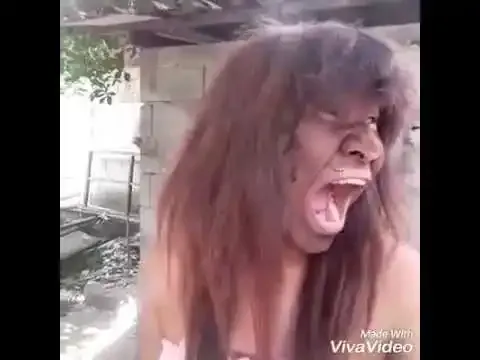 foto orang gila ketawa