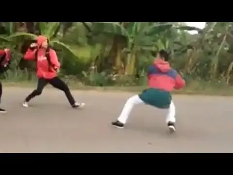 Kumpulan Gambar Tawuran Keren, Tapi Tak Patut Untuk Ditiru! 21 gambar tawuran keren