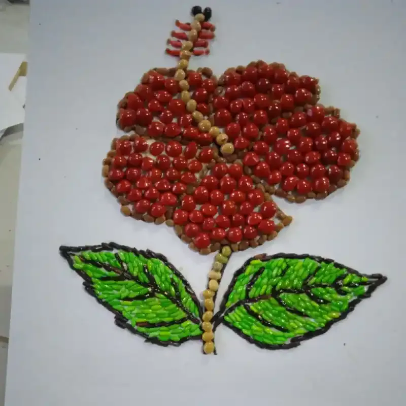 gambar kolase bunga mawar dari biji bijian