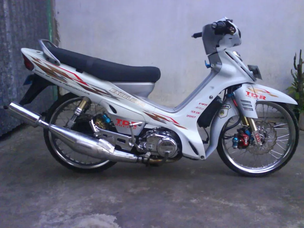 Kumpulan Fiz R Modif Cat Simpel Namun Keren Abis! 6 fiz r modif cat