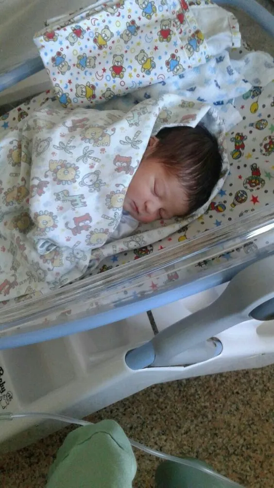 Kumpulan Foto Bayi Baru Lahir Terbagus dan Terlengkap 4 foto bayi baru lahir