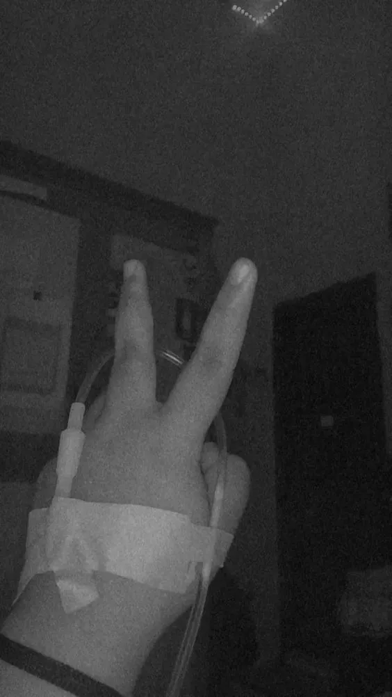 Kumpulan Foto Tangan Di Infus Terbagus dan Terlengkap 2 foto tangan di infus