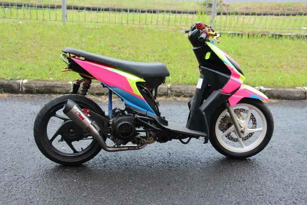 modifikasi beat karbu hitam