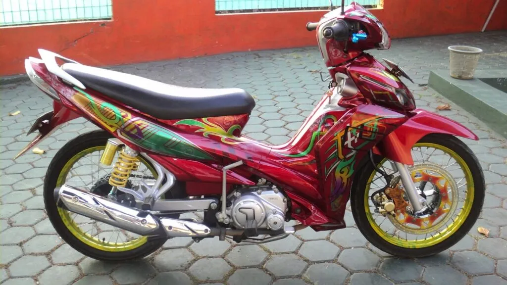 Kumpulan Modifikasi Jupiter Z Standar Warna Merah Keren 2 modifikasi jupiter z standar warna merah