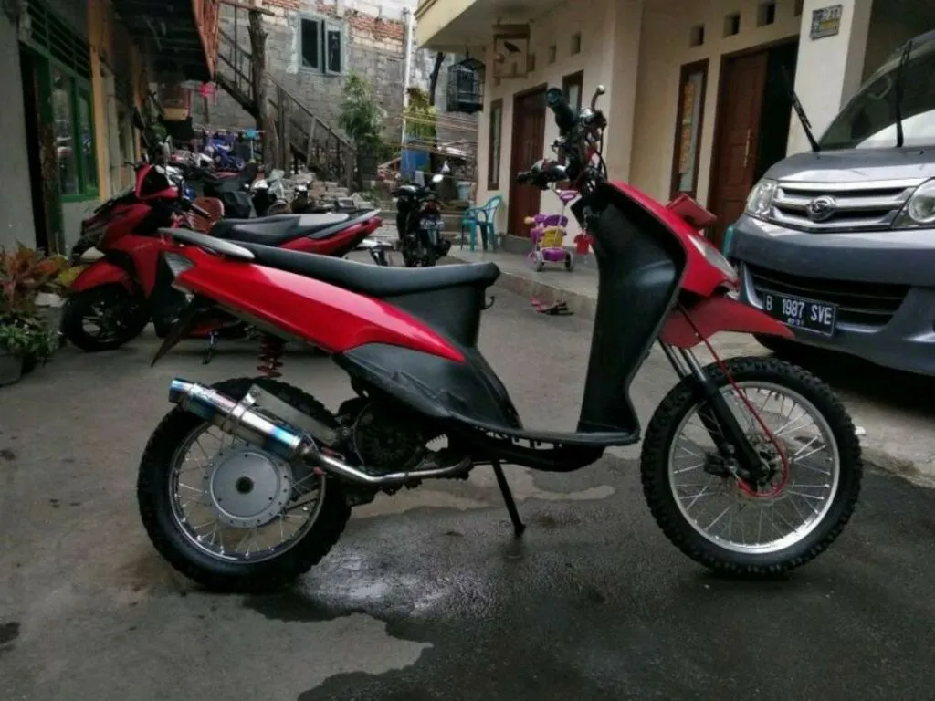 Kumpulan Modifikasi Mio Sporty Standar Yang Keren Banget! 6 modifikasi mio sporty standar