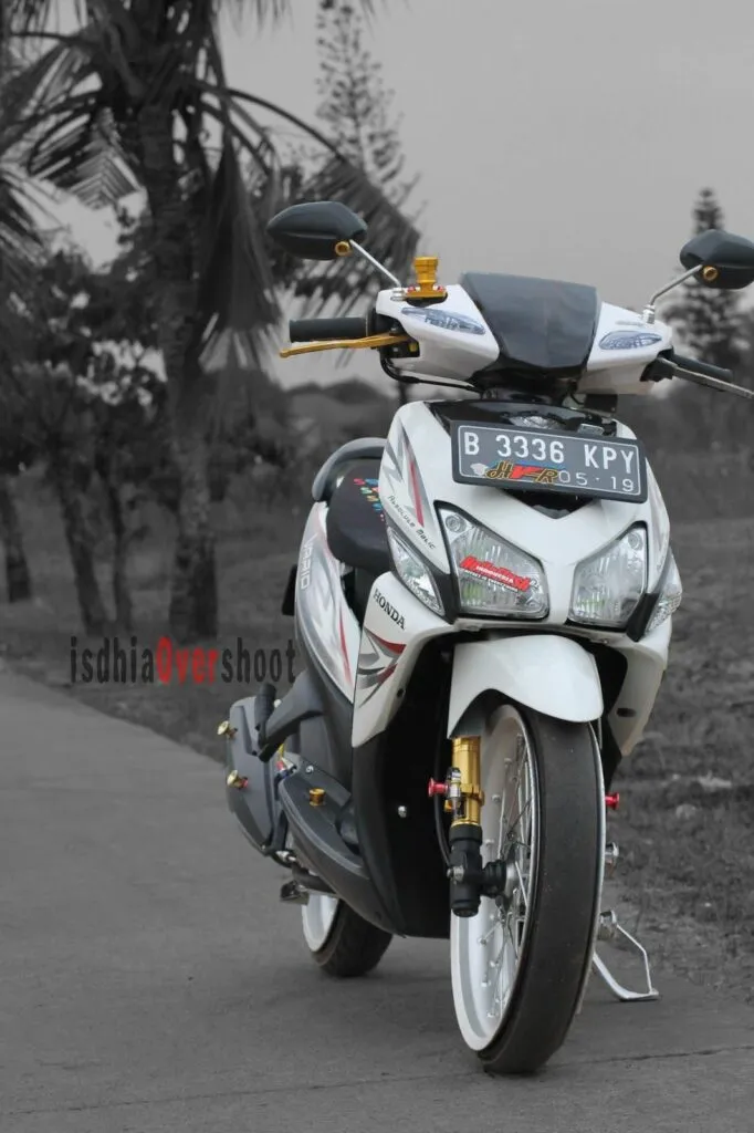 modifikasi vario 110 karbu simple