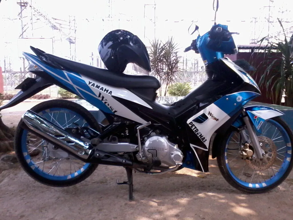 Kumpulan Modifikasi Warna Jupiter MX 2013 Paling Kece dan Lengkap! 2 modifikasi warna jupiter mx 2013