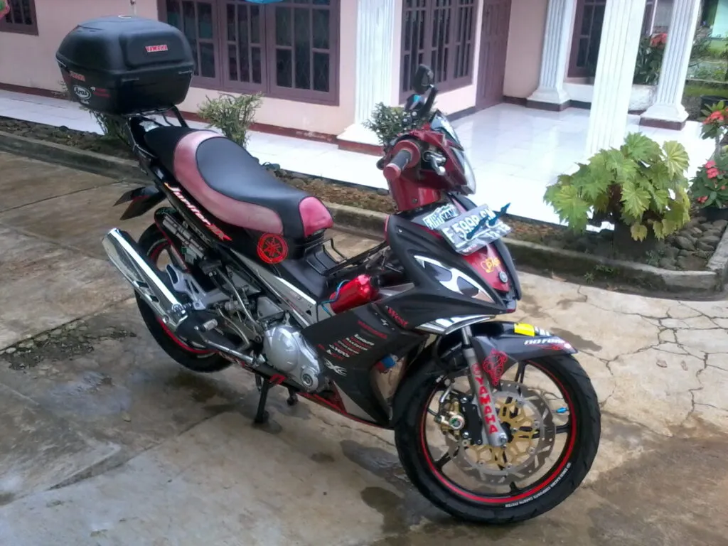 Kumpulan Modifikasi Warna Jupiter MX 2013 Paling Kece dan Lengkap! 13 modifikasi warna jupiter mx 2013