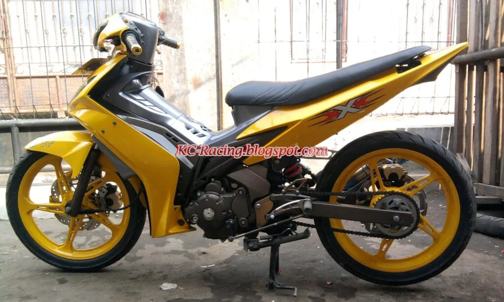 Kumpulan Modifikasi Warna Jupiter MX 2013 Paling Kece dan Lengkap! 4 modifikasi warna jupiter mx 2013