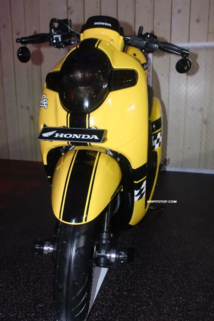 scoopy modif standar