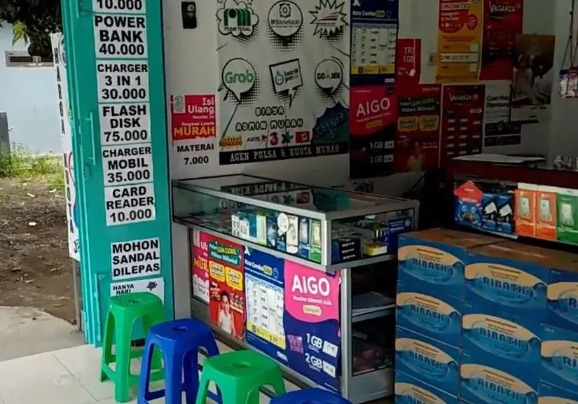 Desain Konter Pulsa Menarik Pelanggan