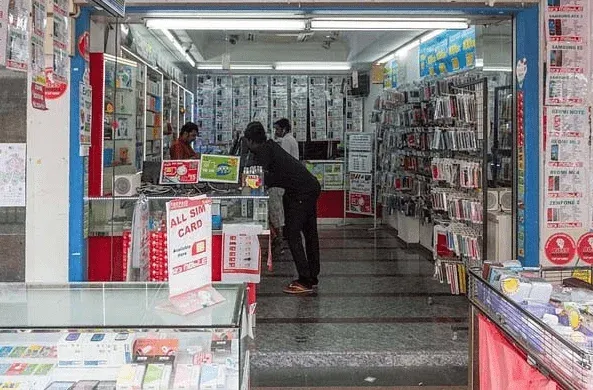 Desain Konter Pulsa Menarik Pelanggan