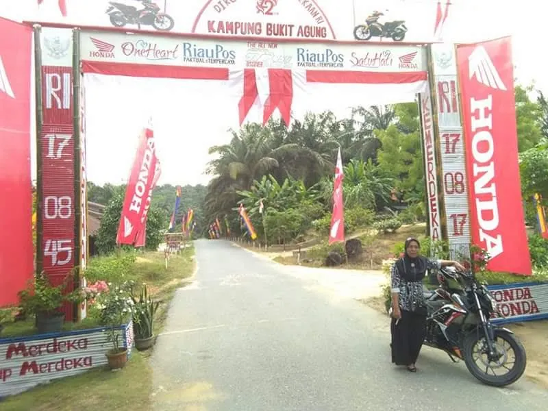 Kumpulan Desain Gapura 17 Agustus Minimalis Terbagus 13 Gapura 17 Agustus Minimalis