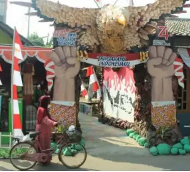 Kumpulan Desain Gapura 17 Agustus Minimalis Terbagus 16 Gapura 17 Agustus Minimalis