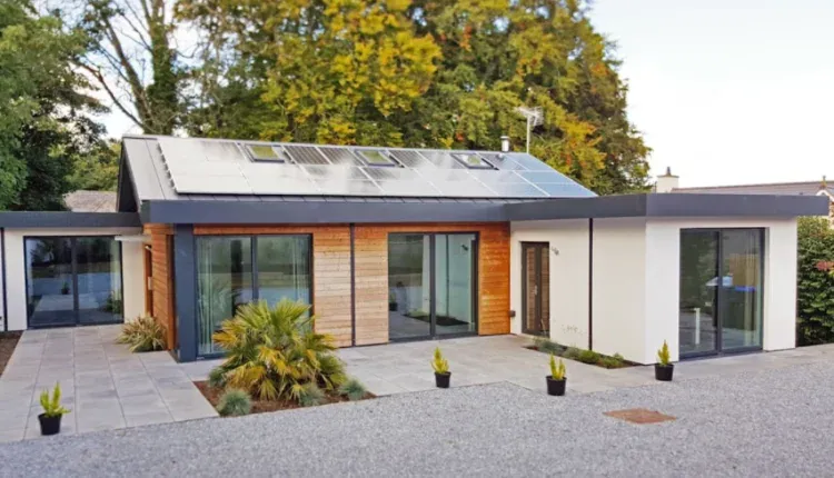 Bentuk Teras Rumah Leter L di Kampung