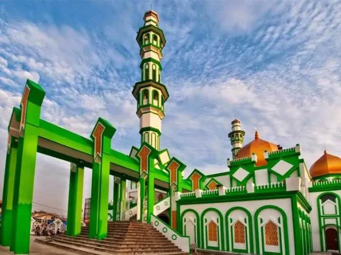 Kumpulan Cat Masjid Warna Hijau Bagus dan Indah Sekali 14 Cat Masjid Warna Hijau