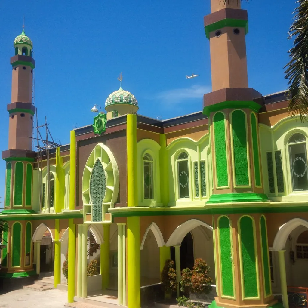 Kumpulan Cat Masjid Warna Hijau Bagus dan Indah Sekali 12 Cat Masjid Warna Hijau