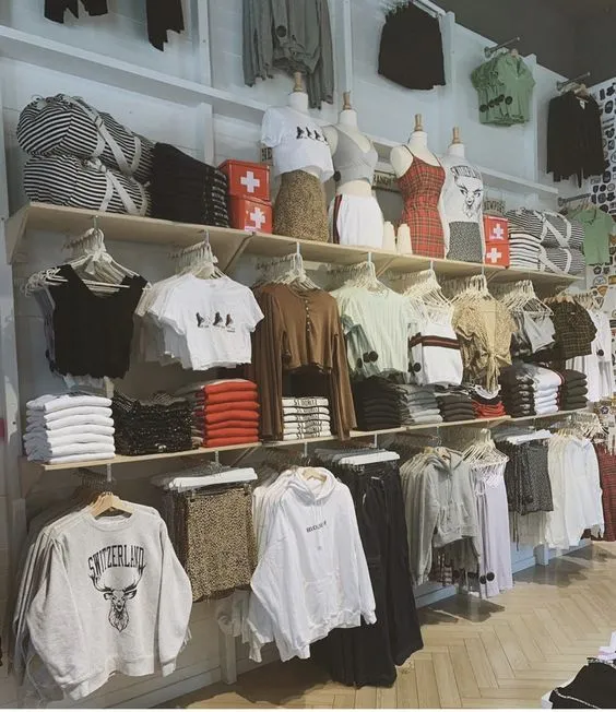 Kumpulan Desain Butik Mini di Rumah Terbagus dan Lengkap 22 Desain Butik Mini di Rumah