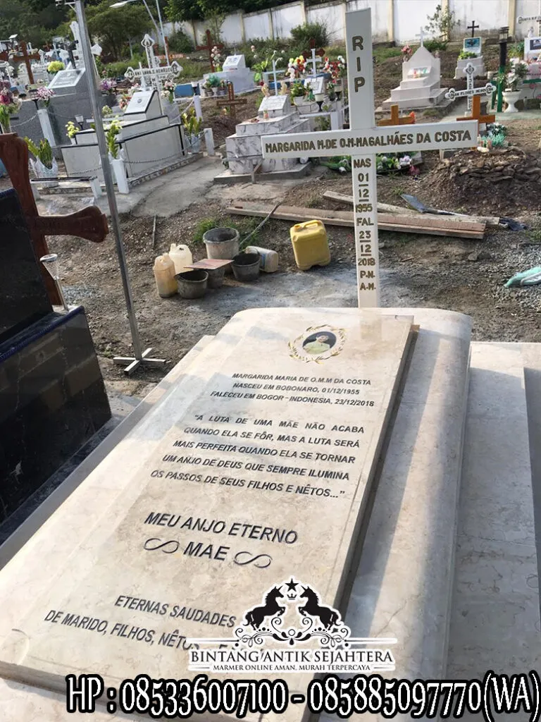 Model Kuburan Kristen Sederhana