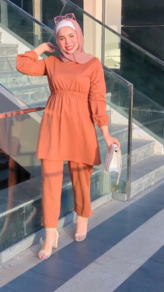 Kumpulan Contoh Perpaduan Warna Baju Orange Dengan Jilbab 9 Perpaduan Warna Baju Orange Dengan Jilbab