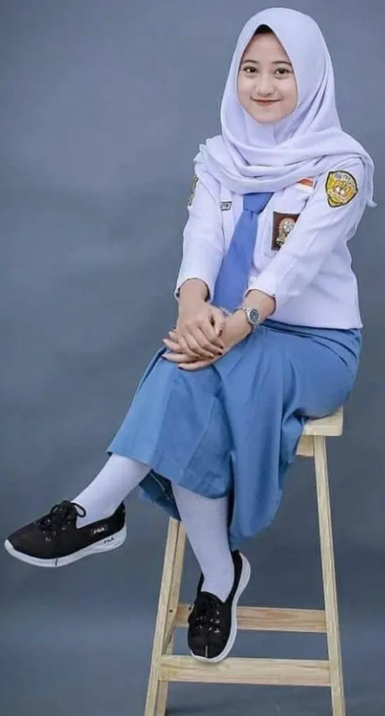 Foto Cewek2 Cantik Lucu Berhijab Anak Remaja SMA