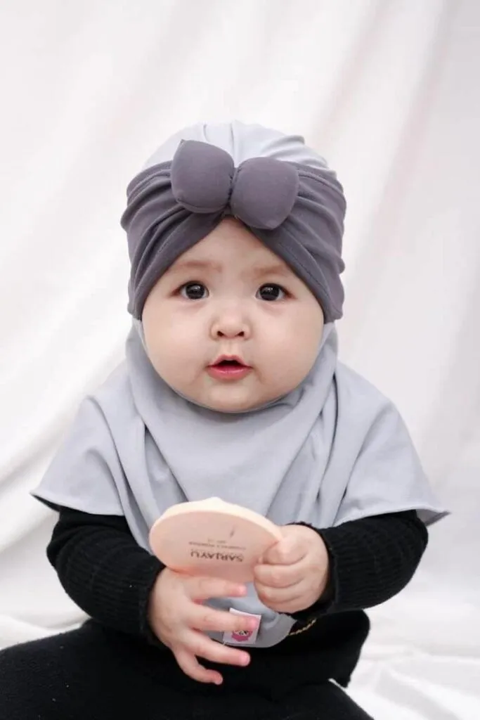 Gambar Bayi Lucu Berhijab