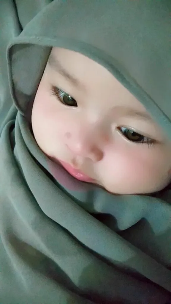 Gambar Bayi Lucu Berhijab