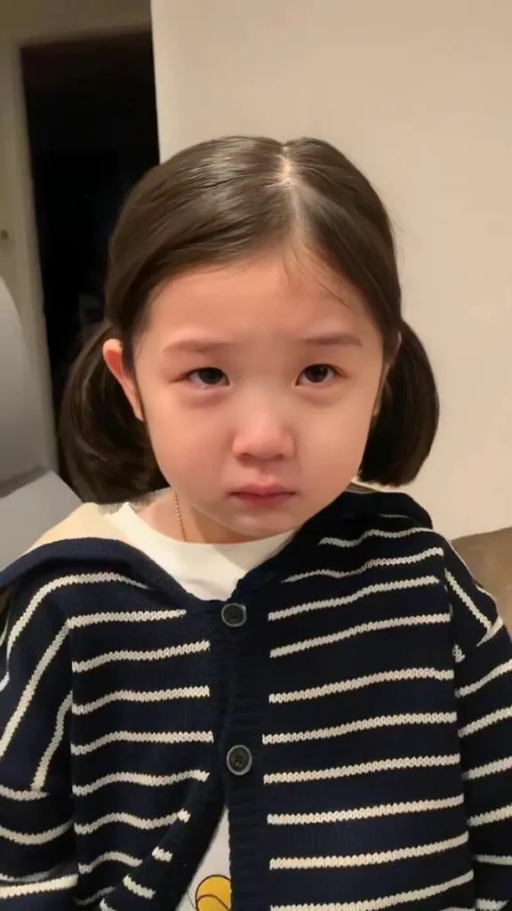 Wallpaper Gambar Bayi Lucu