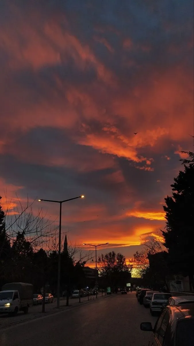 Kumpulan Foto Aesthetic Malam Terbagus dan Terlengkap 11 Foto Aesthetic Malam