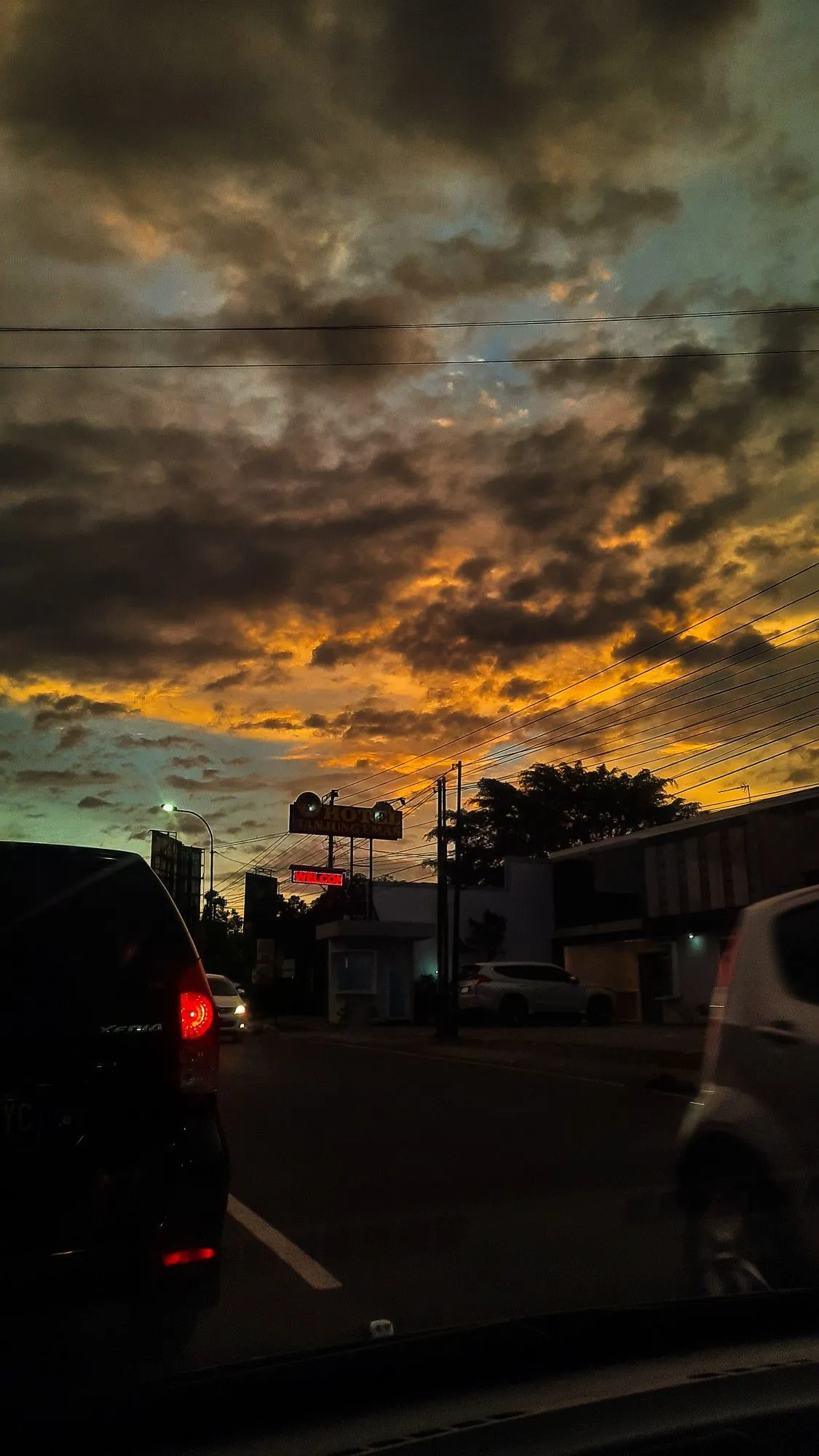 Kumpulan Foto Aesthetic Malam Terbagus dan Terlengkap 9 Foto Aesthetic Malam