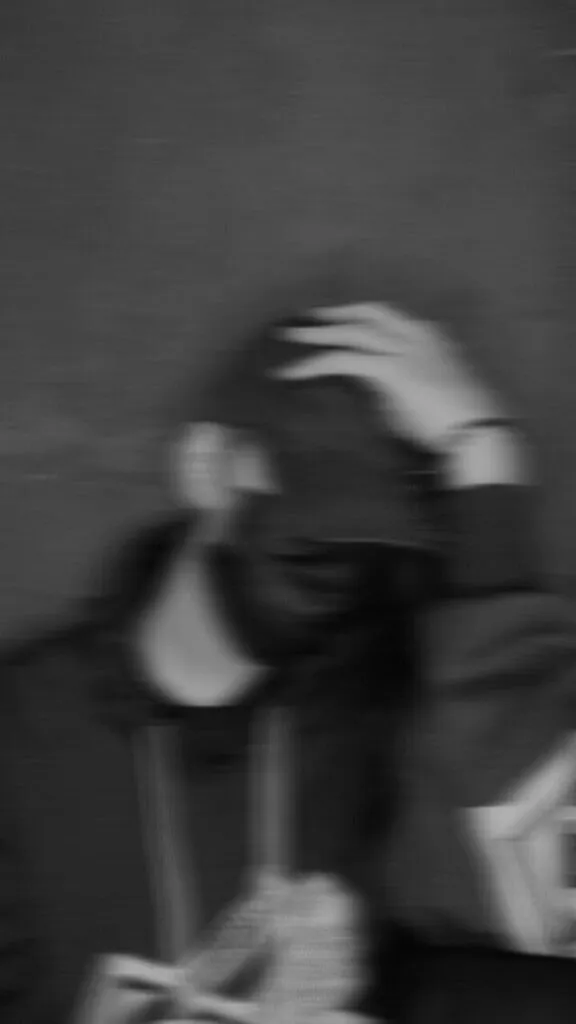 Foto Cowok Ganteng Blur