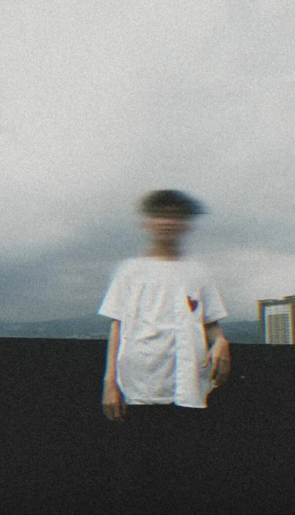 Foto Cowok Ganteng Blur